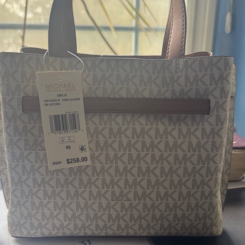 Michael Kors Signature Brown and Cream Satchel - Picture 2 of 5
